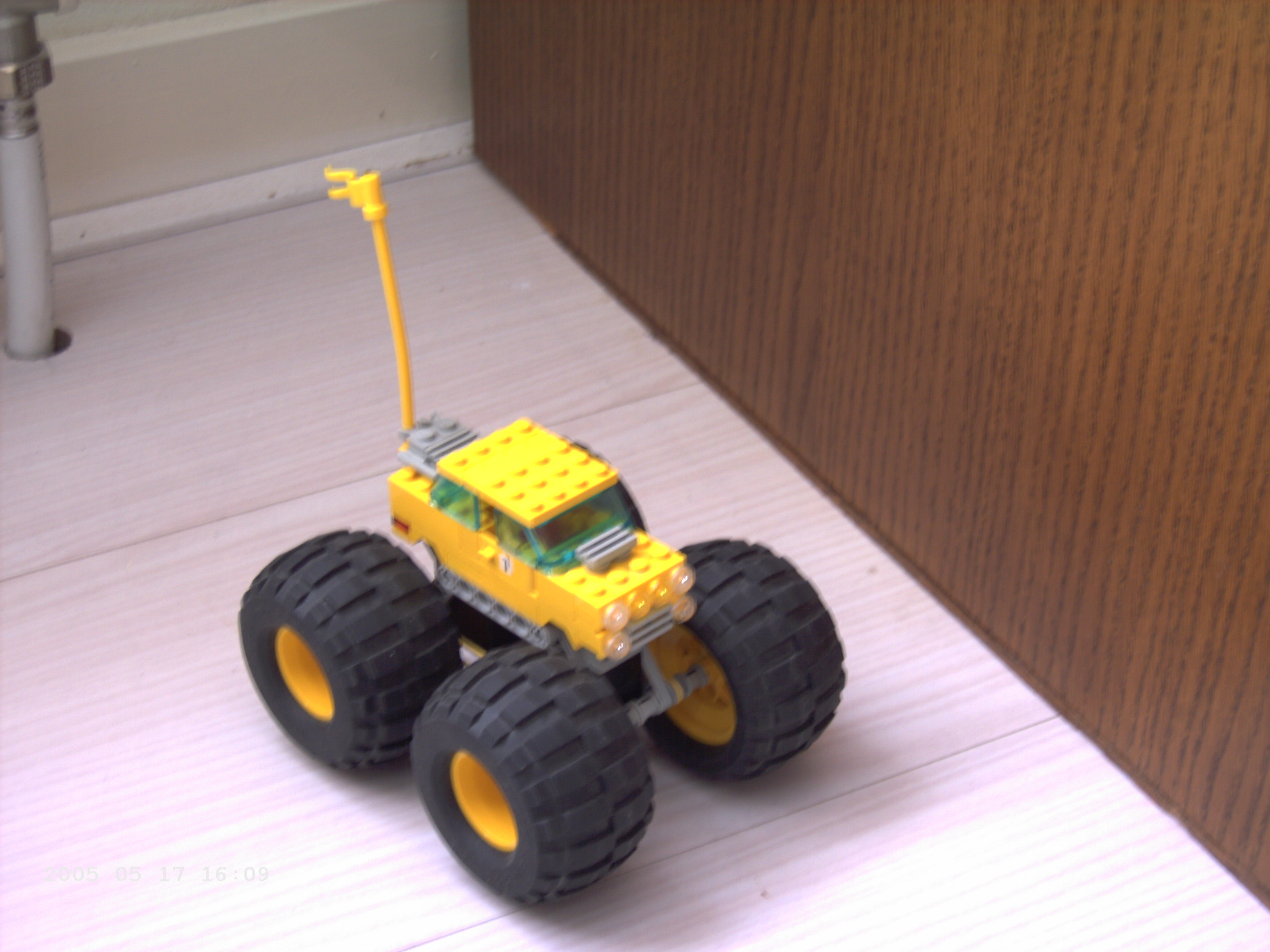monster_truck_1.jpg