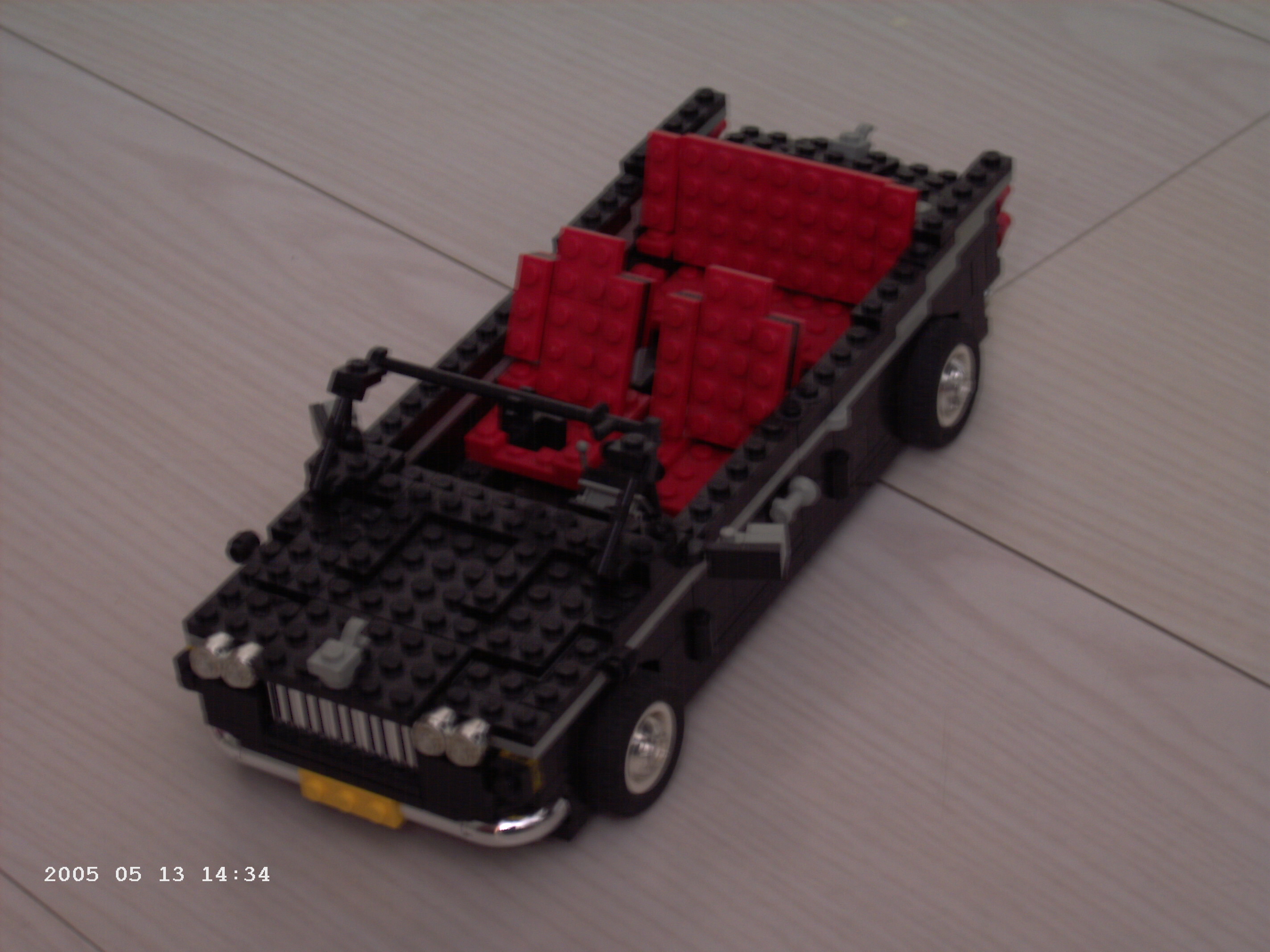 frank_en_vivian_trouwauto_2.jpg