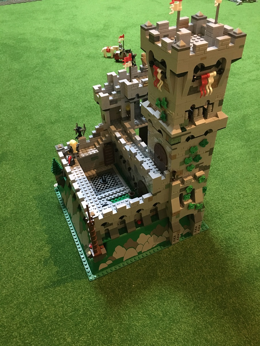 03_-_alice_mountain_fortress-4.jpg