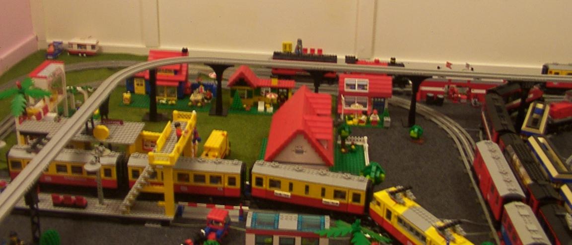 houses-left-side-town.jpg