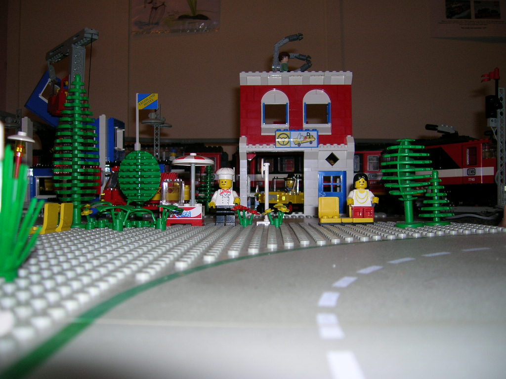 mainstreet.jpg