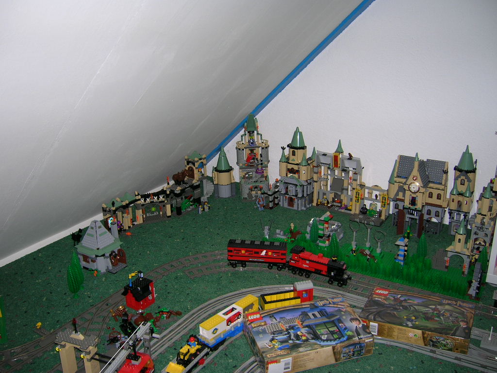c_-_the_hp-corner_is_growing_-1.jpg