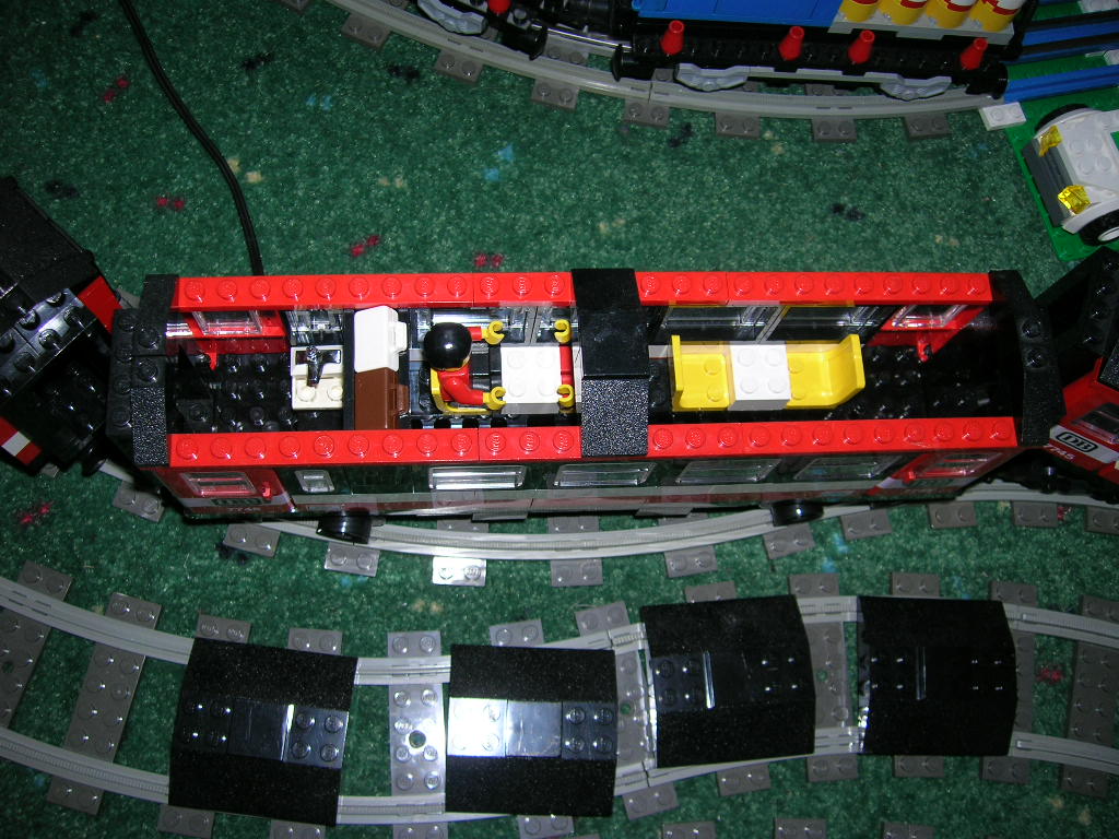 b_-_inner_view_7745_-2.jpg
