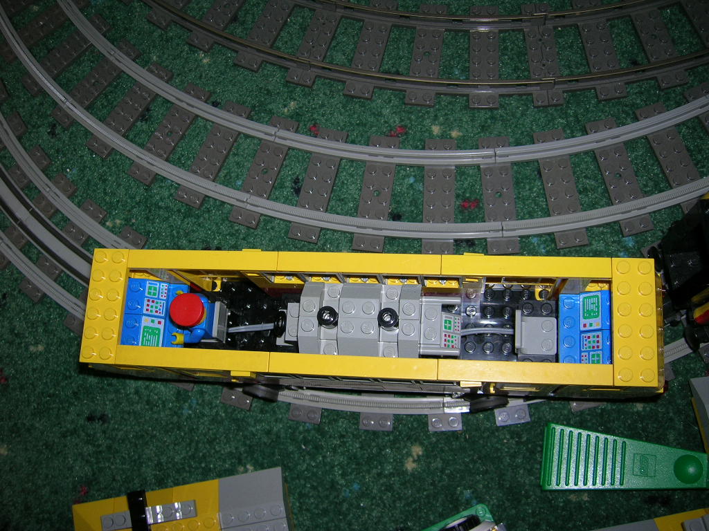 b1_-_inner_view_loco_7740.jpg
