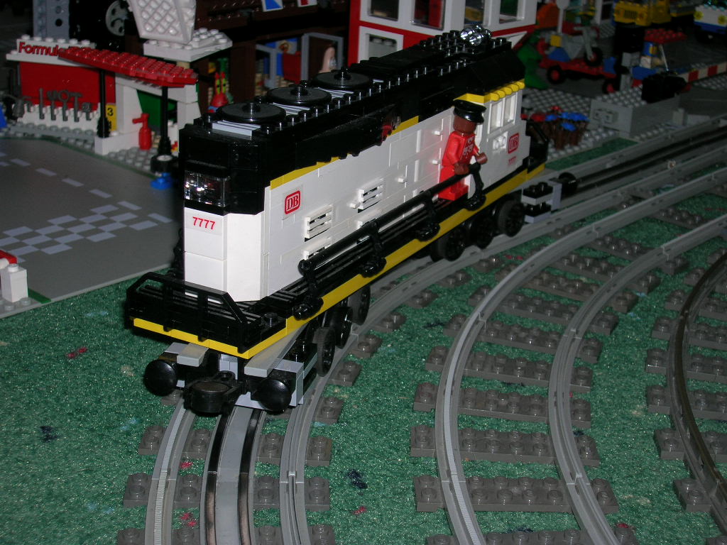 c_-_backsite_of_gp-38.jpg