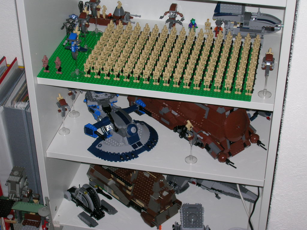 b9_-_batte_droids.jpg