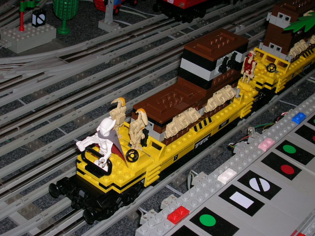 c_-_battle_driods_on_transport_-2.jpg