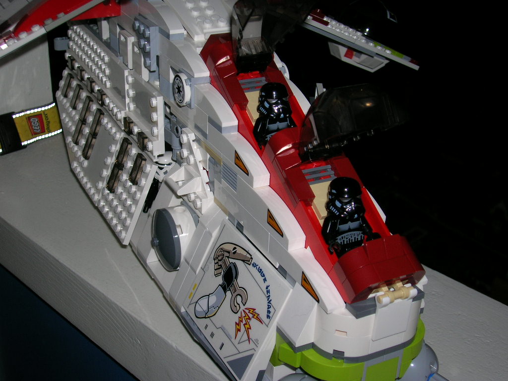 e2_-_little_modified_7676_-2.jpg
