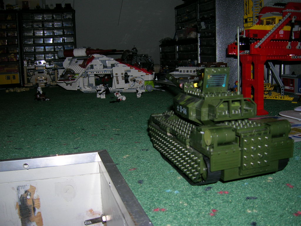e_-_tank_attack_-2.jpg