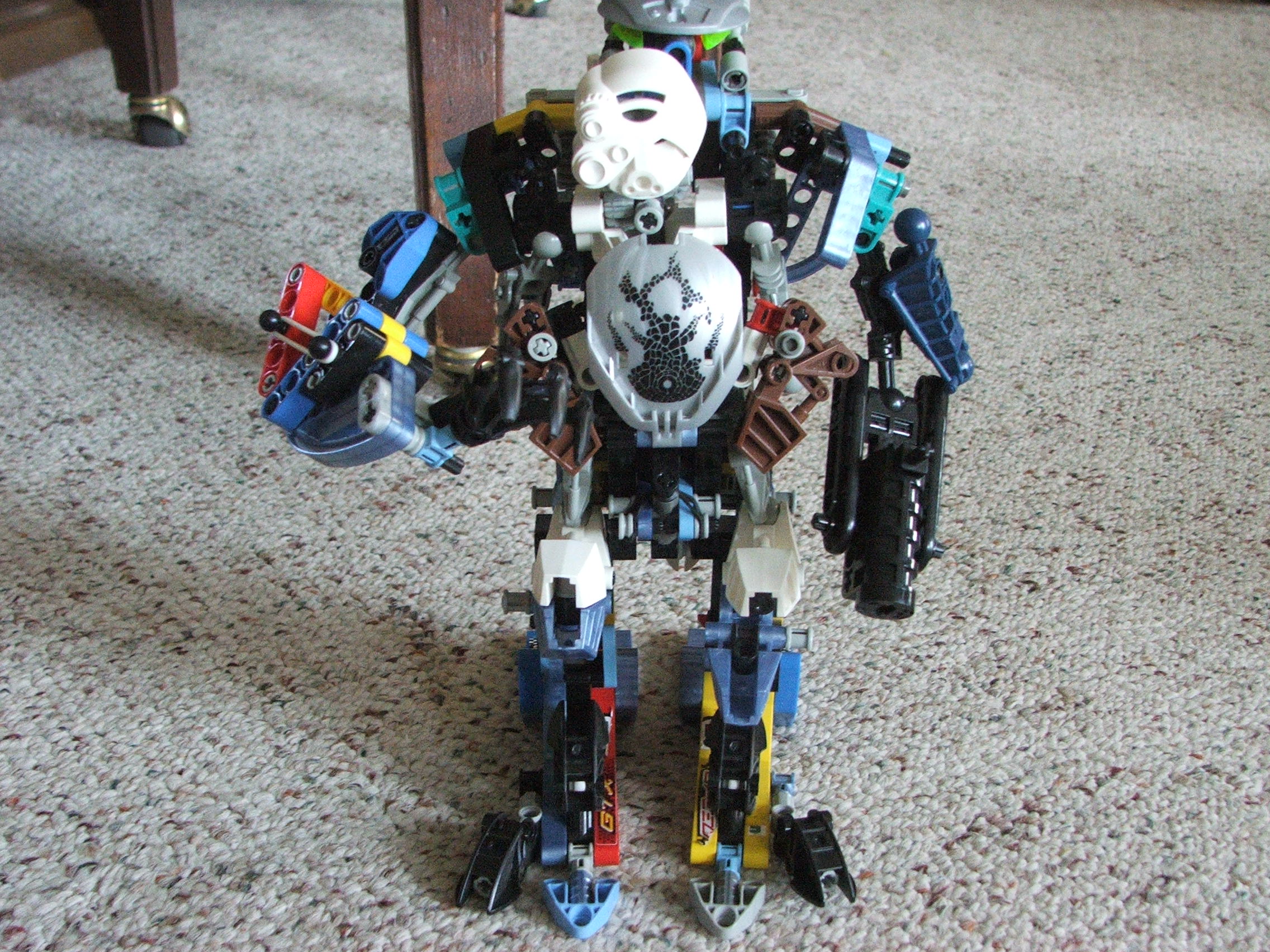 bionicle_001.jpg