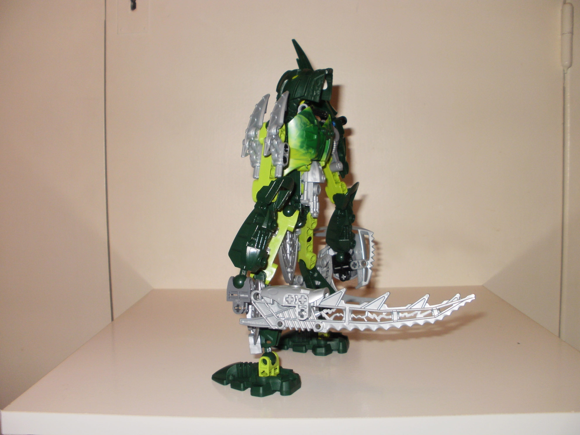 pc300094.jpg