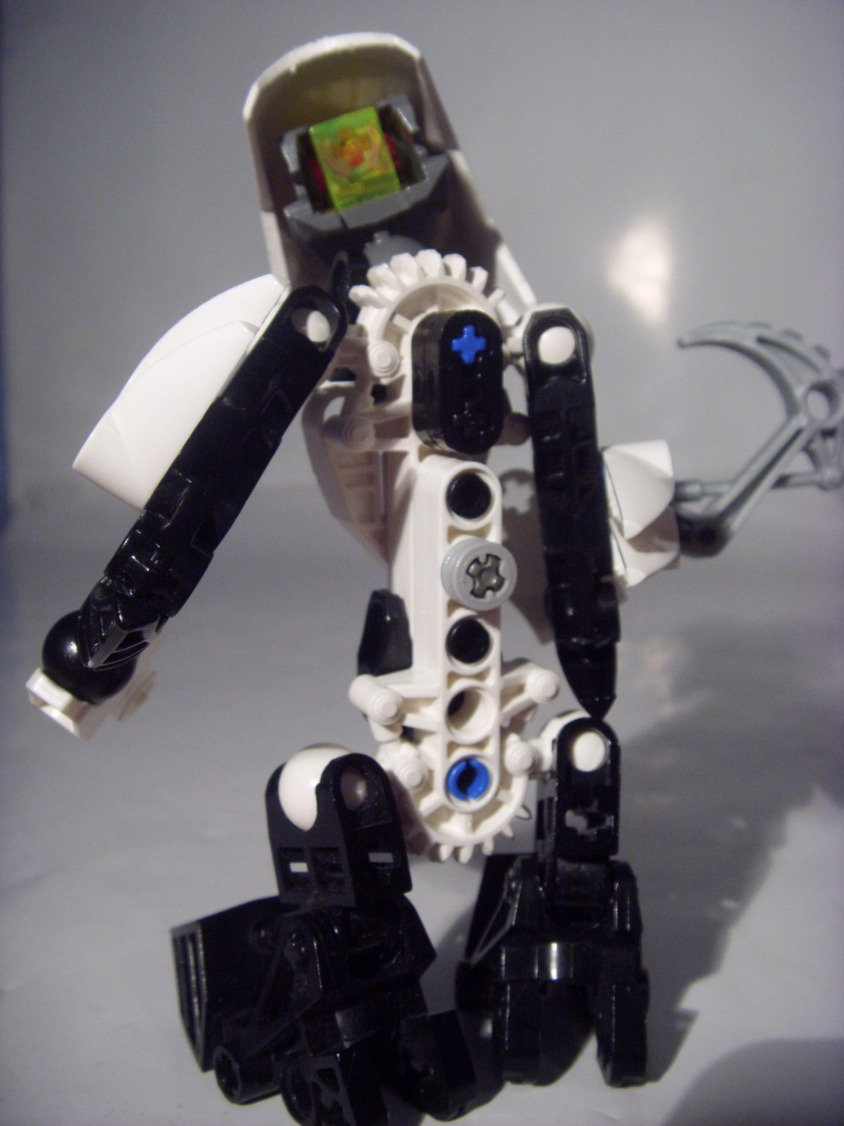 st835358.jpg