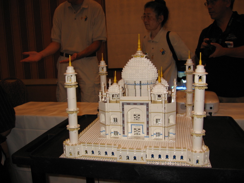 bf08_activities_04_keynote_taj_mahal.jpg