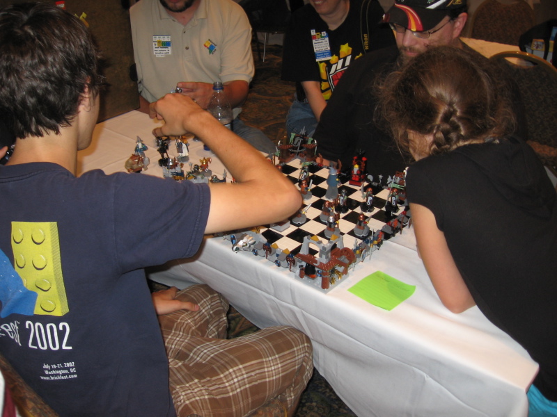 bf08_activities_26_chess.jpg