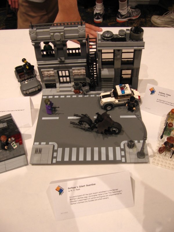 bf08_s_and_v_02_batman.jpg