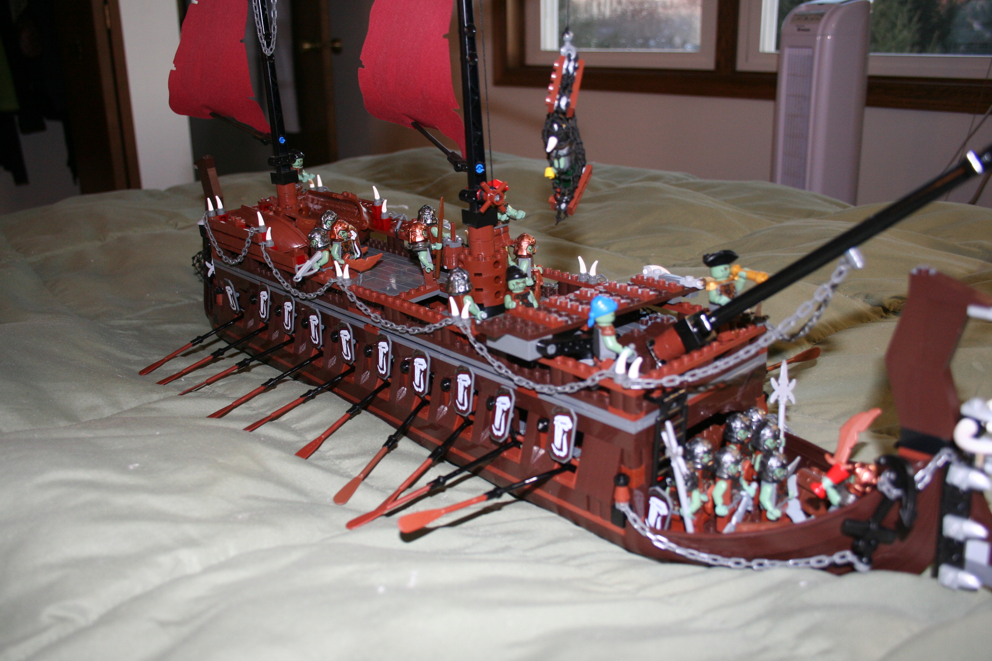 orc_war_galley_02.jpg