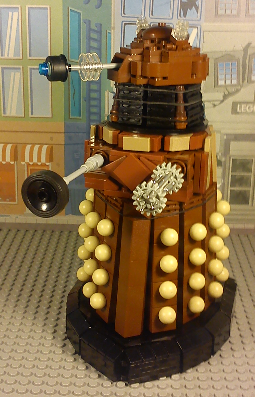 lego_2005_dalek_04.jpg
