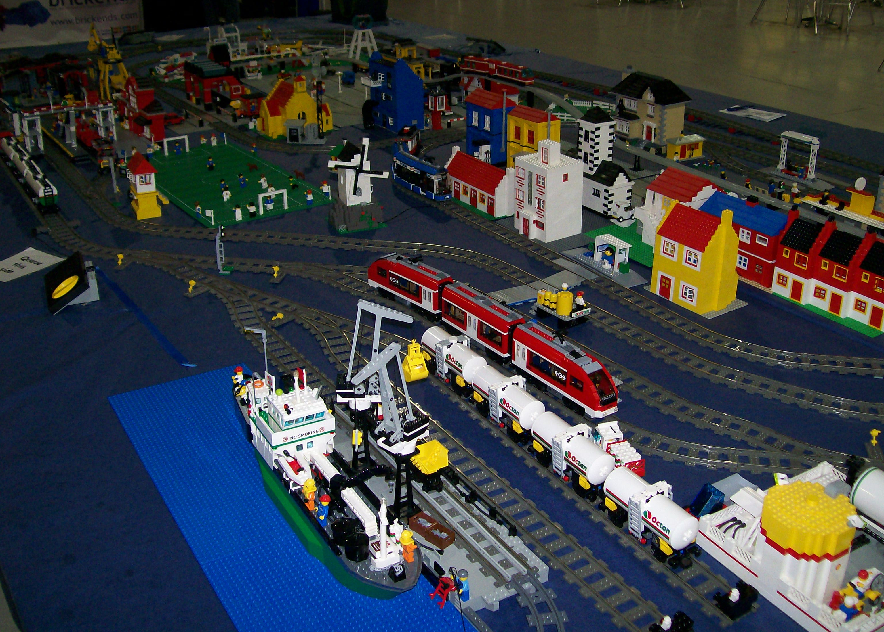 legoshow_2012_post_show_pics_080.jpg