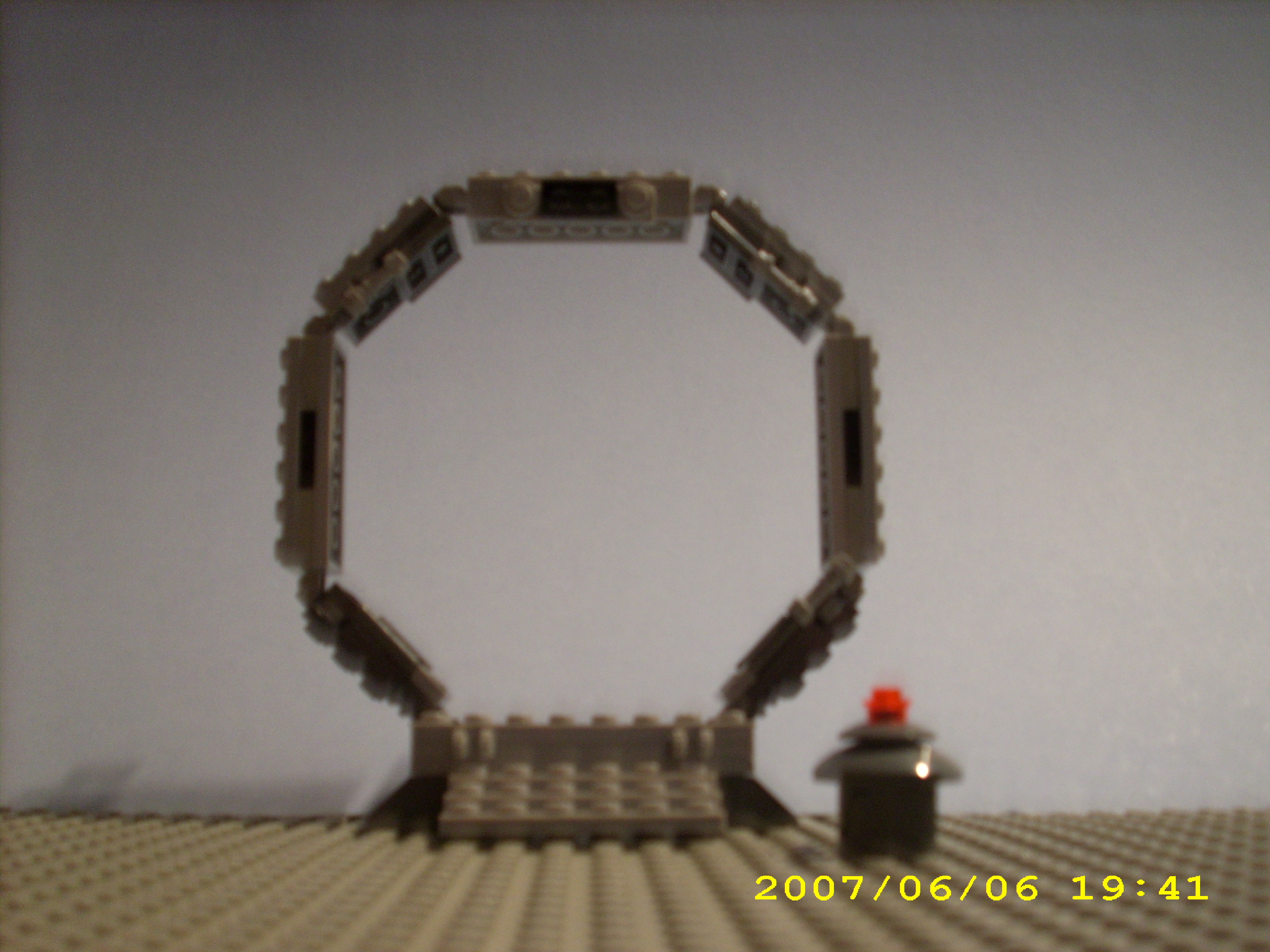 off-world_gate.jpg