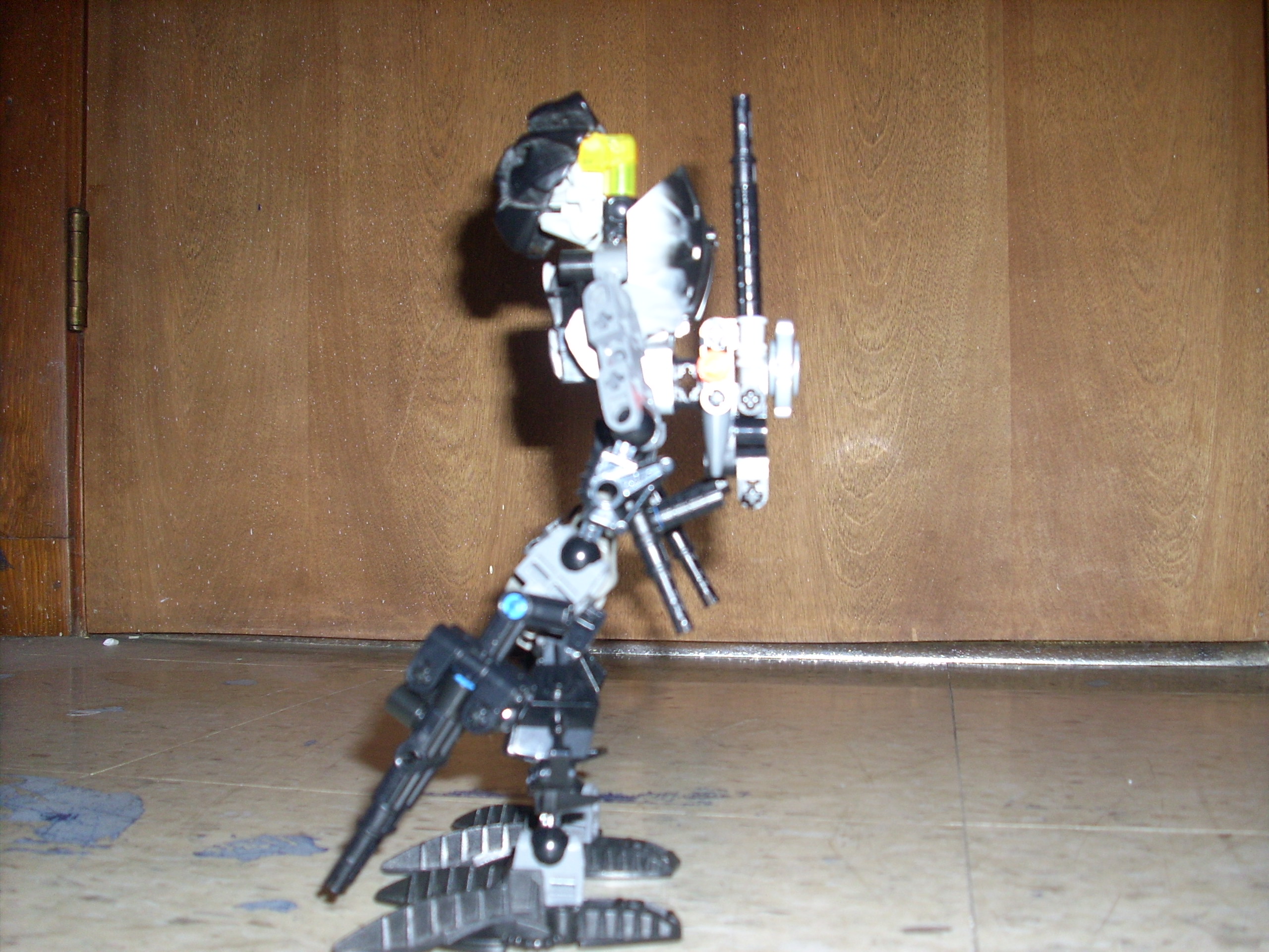 3--side.jpg