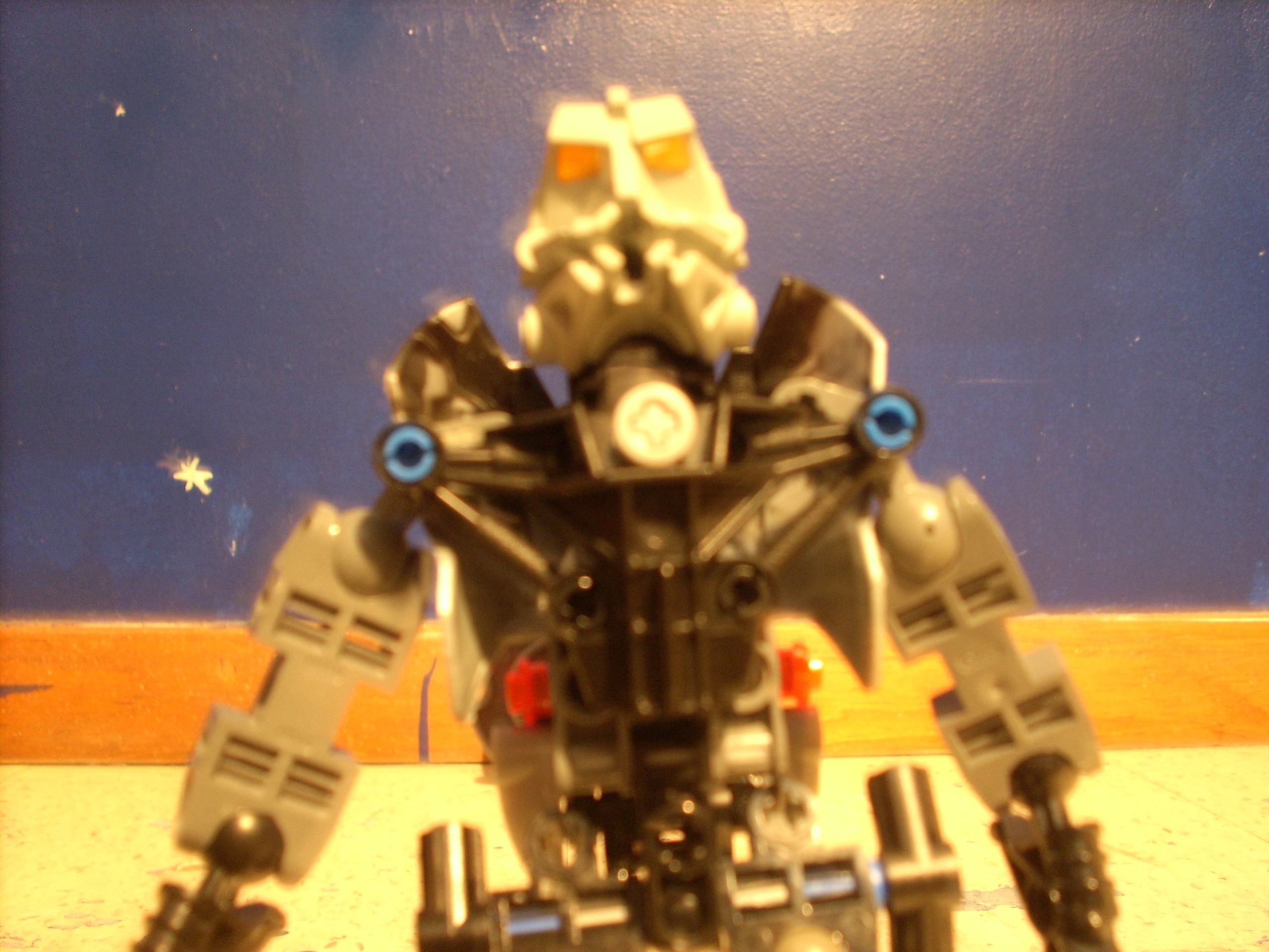 5--chest_detail.jpg