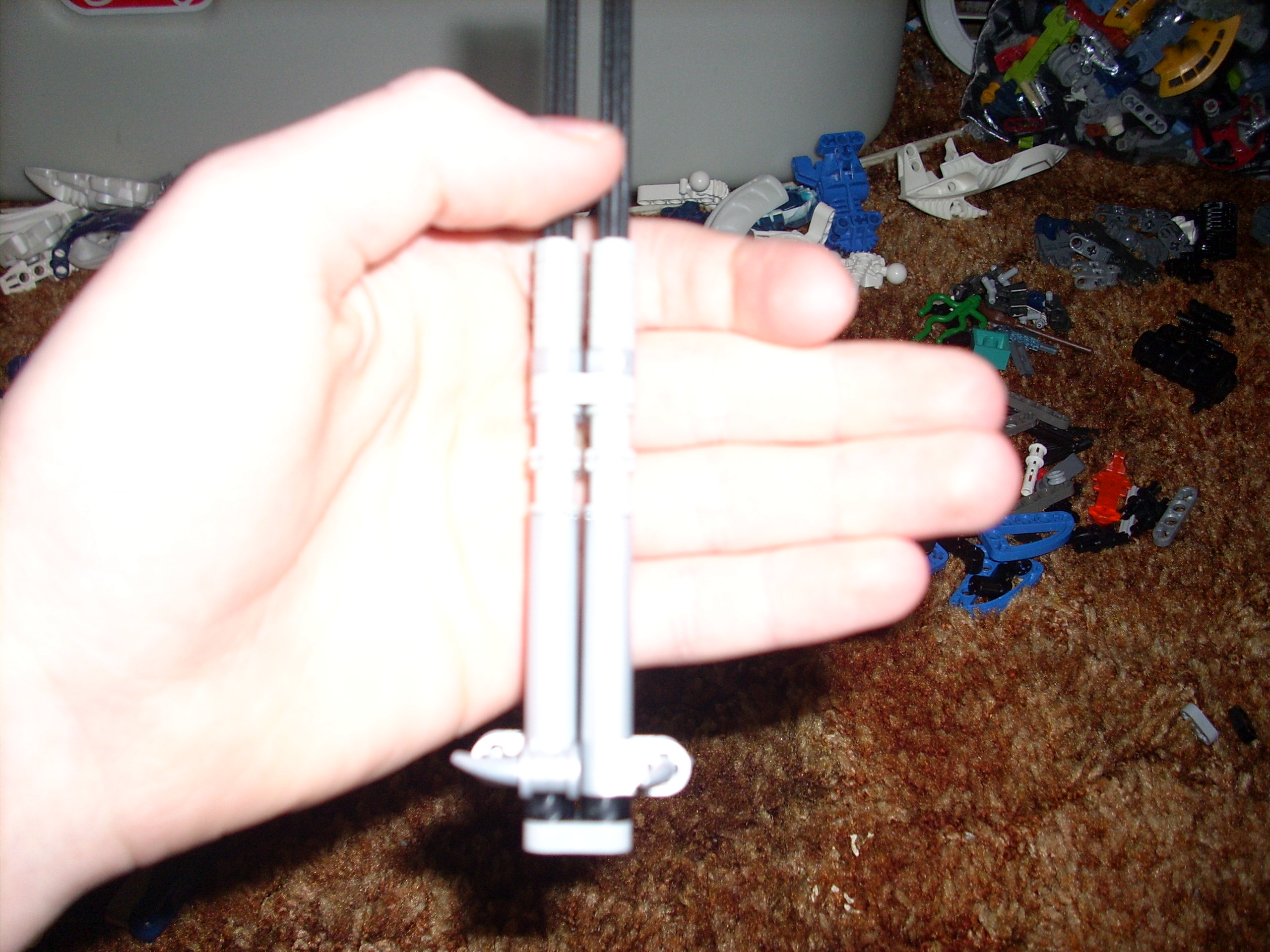 weaponb.jpg