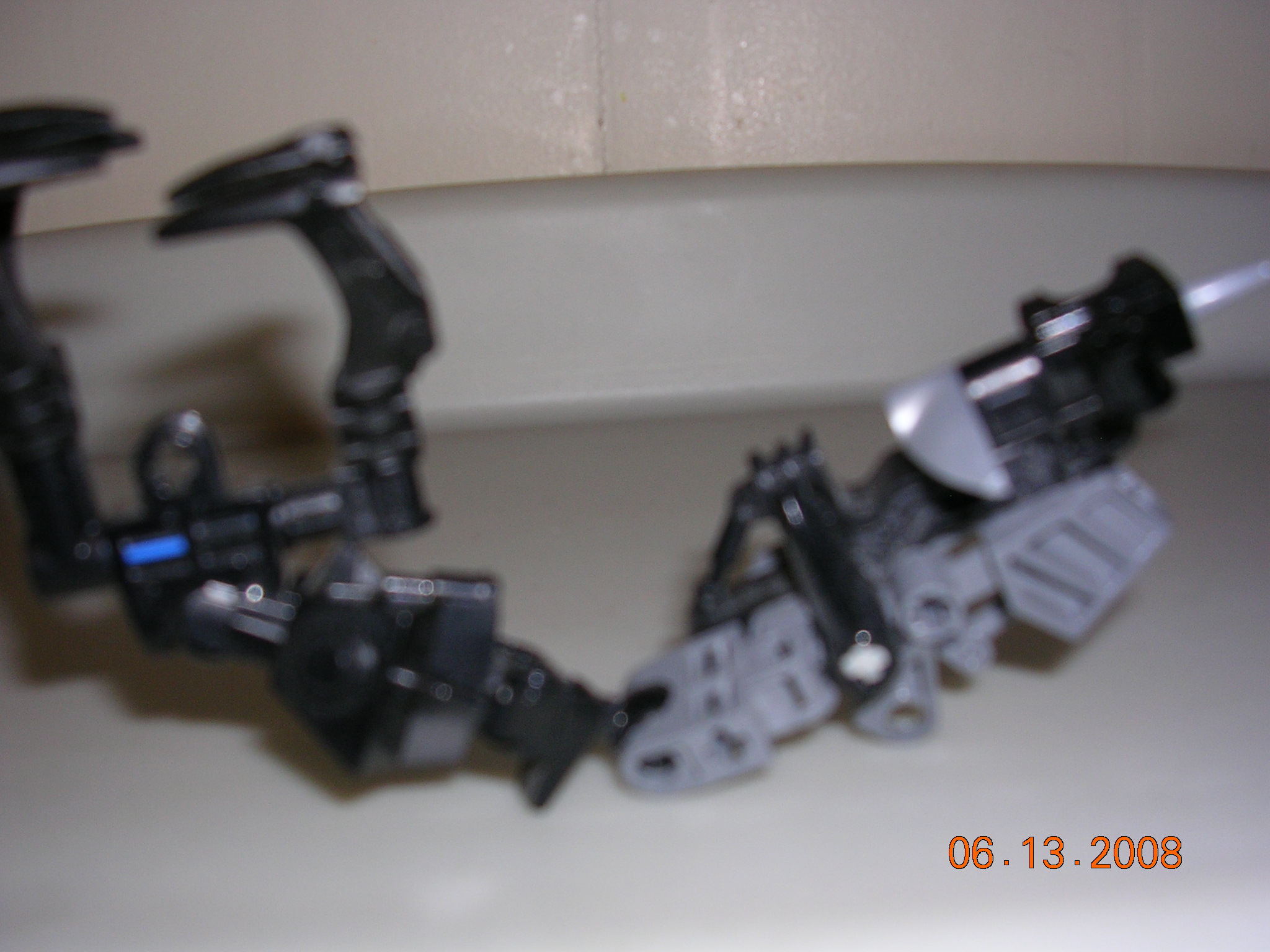 zetu_arm_detail.jpg