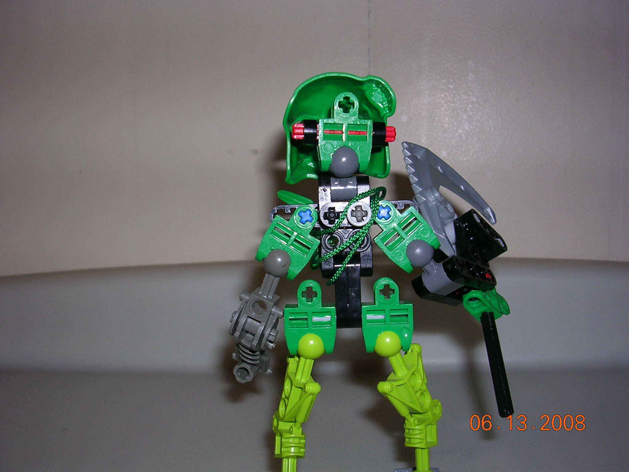 matoran_le_front.jpg