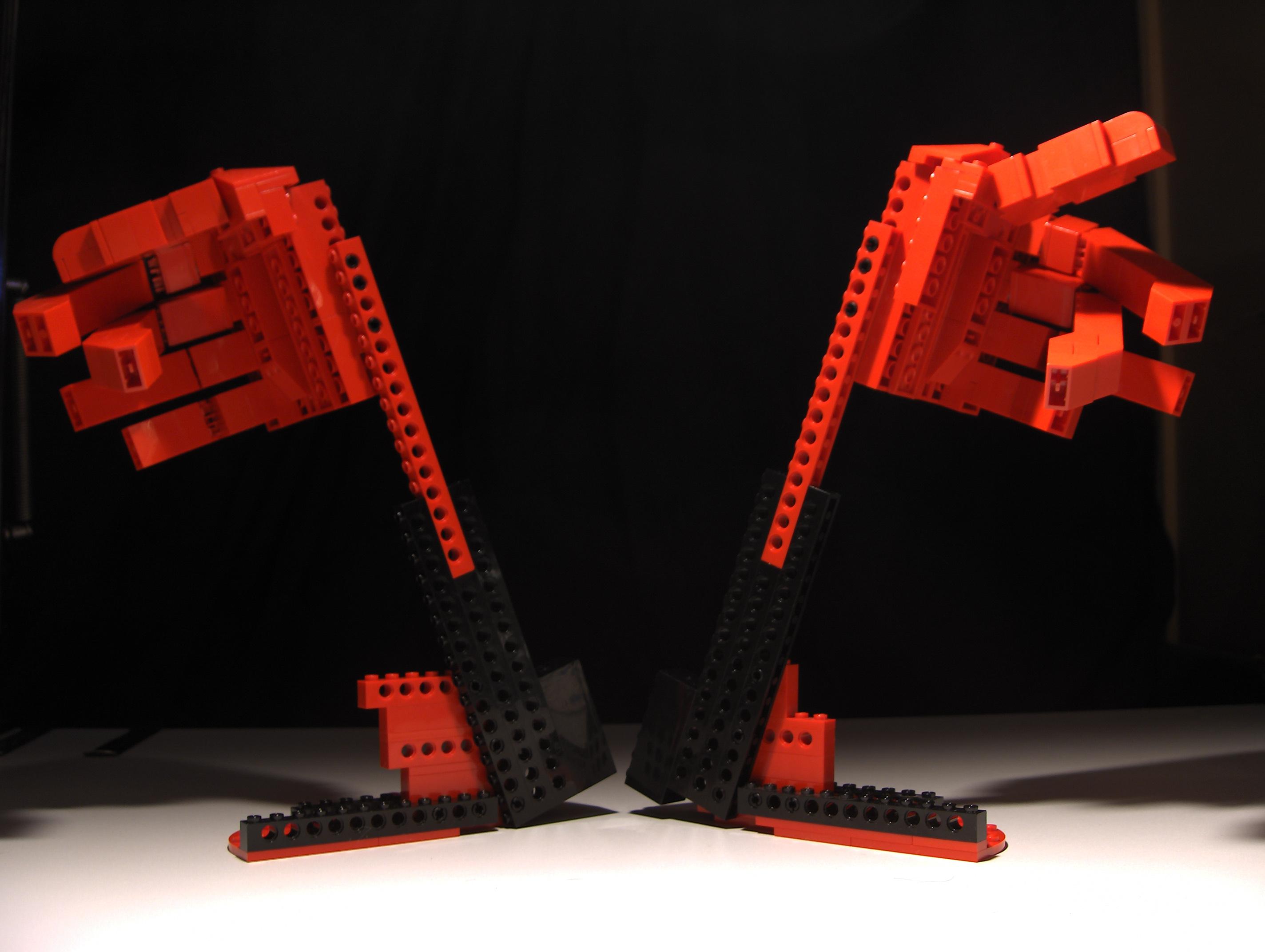 m-hands_2.jpg