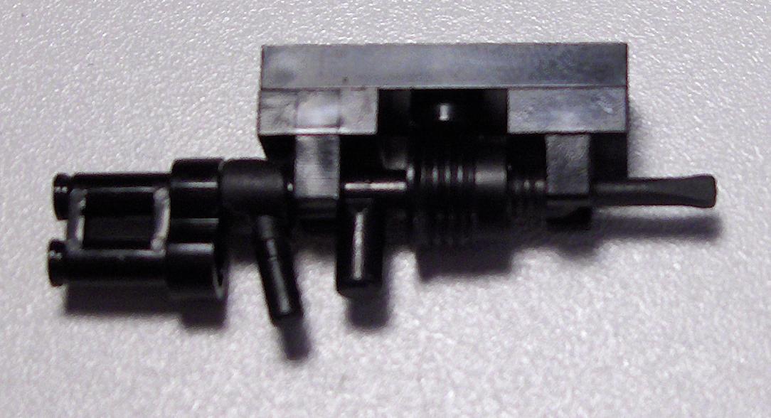 u-famas.jpg