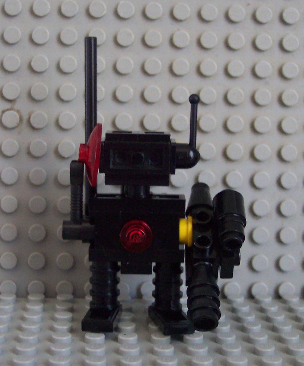 blacktronrobot7.jpg
