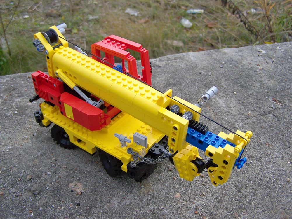 toy_mobile__crane_03.jpg