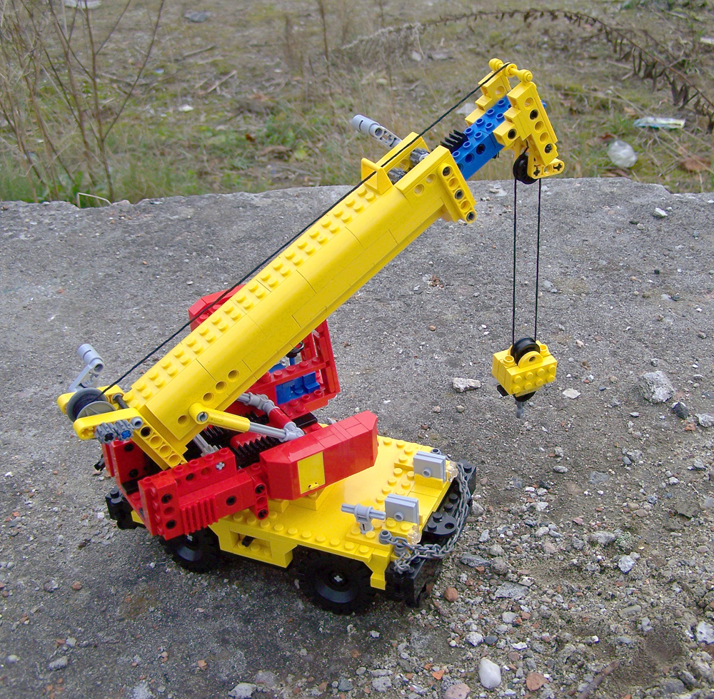 toy_mobile__crane_05.jpg