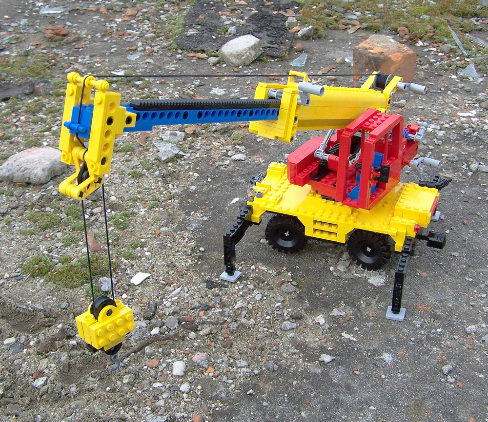 toy_mobile__crane_06.jpg