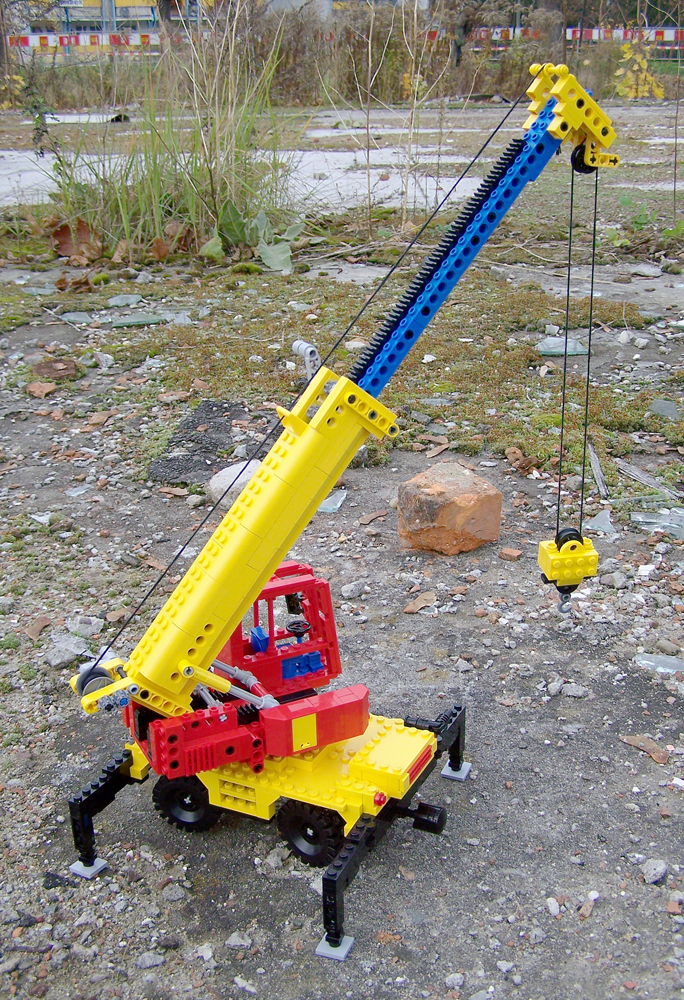 toy_mobile__crane_12.jpg