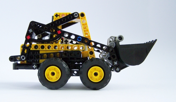 yellowloader_04.jpg