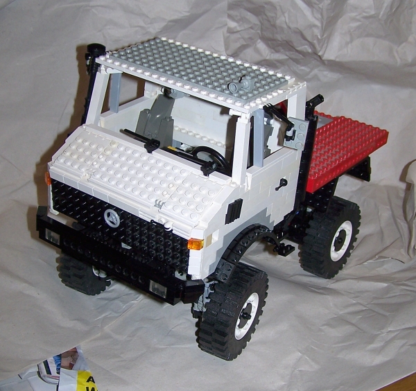 unimog_u1200_21.jpg