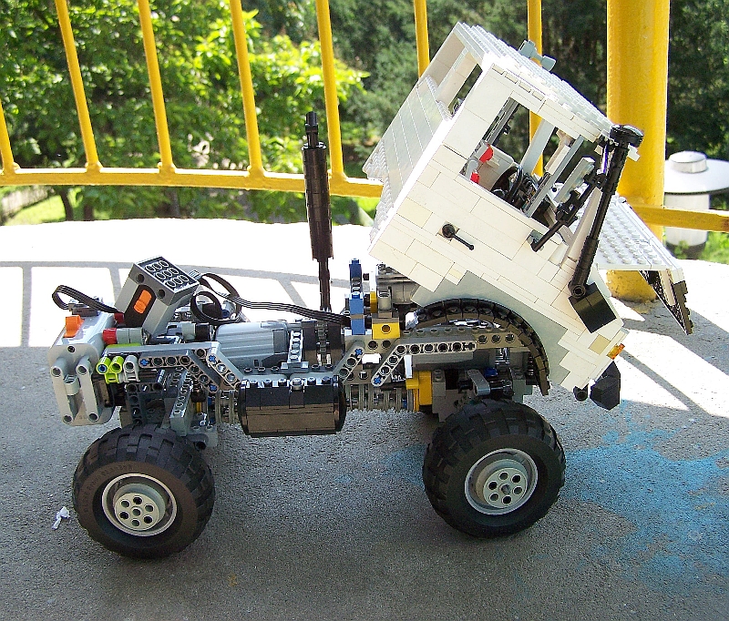 unimog_u1200_v2_5.jpg