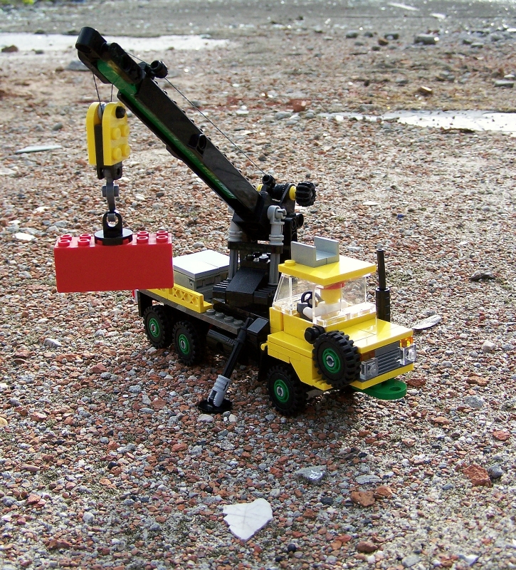 crane_truck_6x6_03.jpg