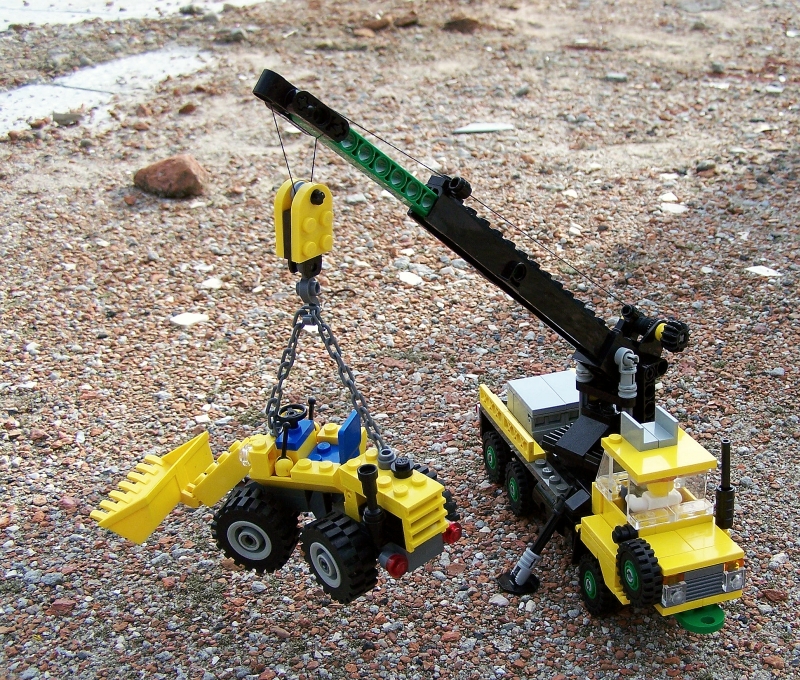 crane_truck_6x6_04.jpg