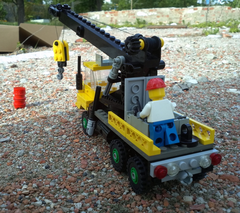 crane_truck_6x6_06.jpg
