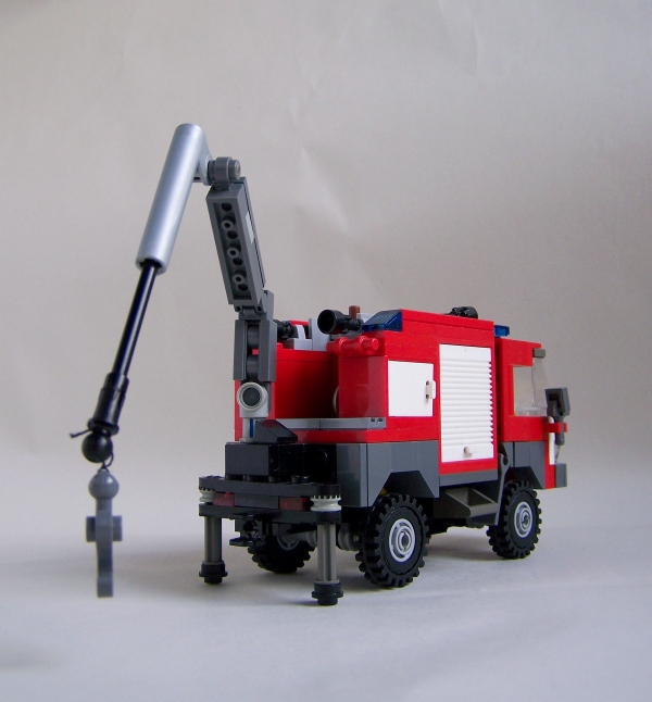 small_fire_truck_11.jpg