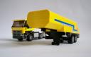 tanker_with_tractor_09.jpg