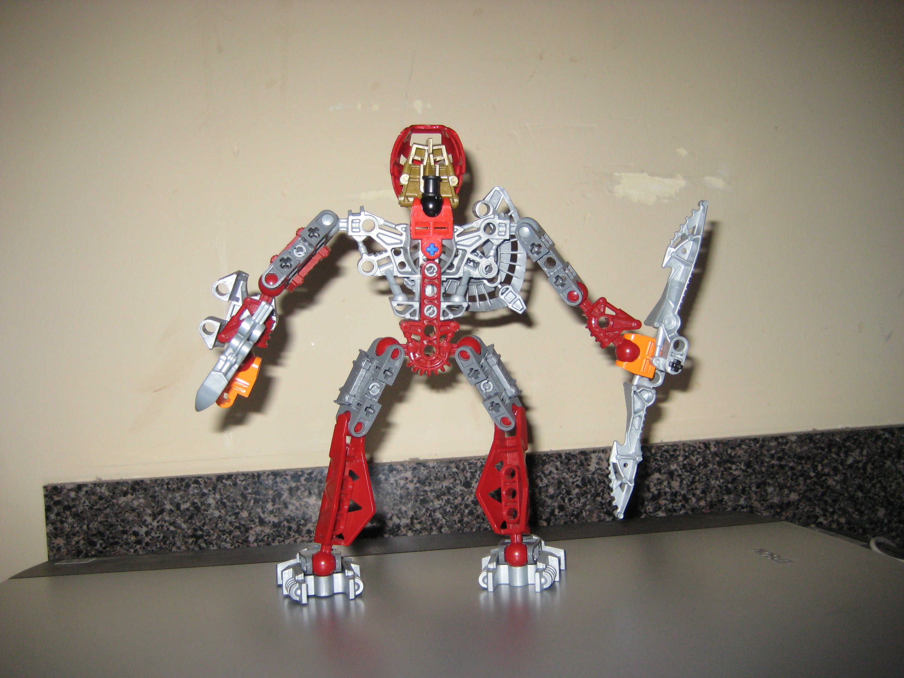 red_toa_002.jpg