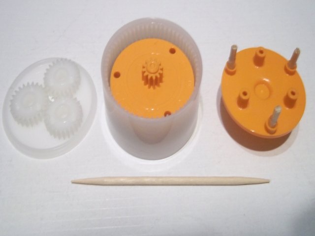 r100_2824.jpg