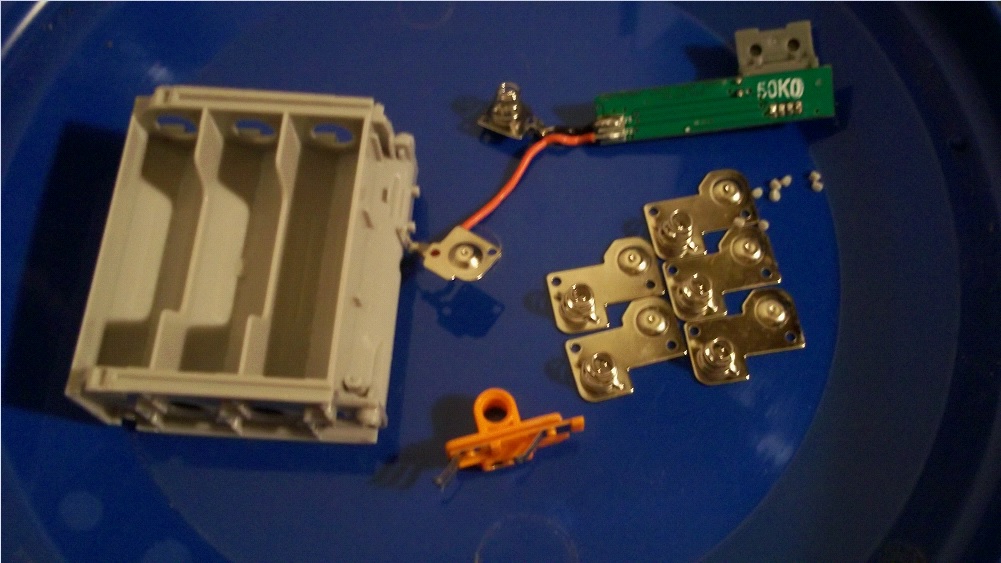 9vbatterybox.jpg