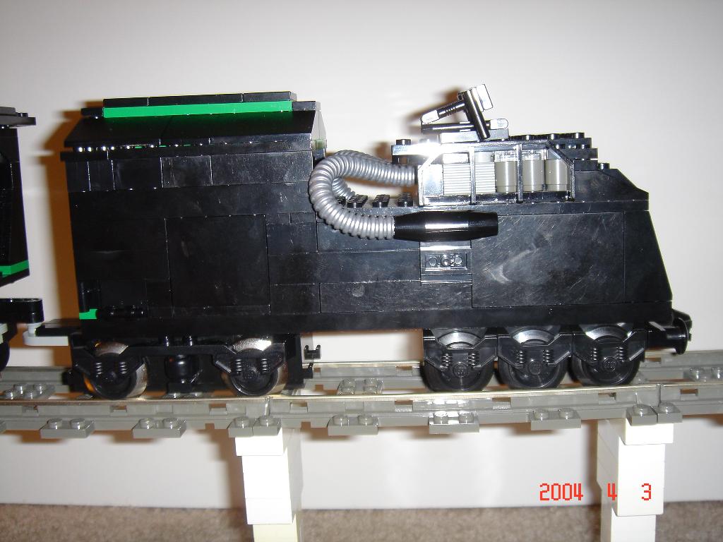 menace_001_03.jpg