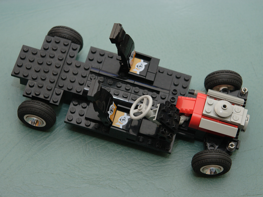 chassis_001.jpg