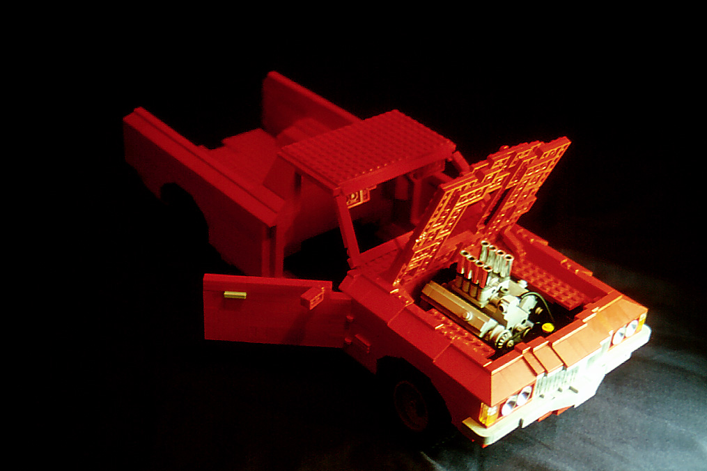 ute_bonnet-door_open1.jpg