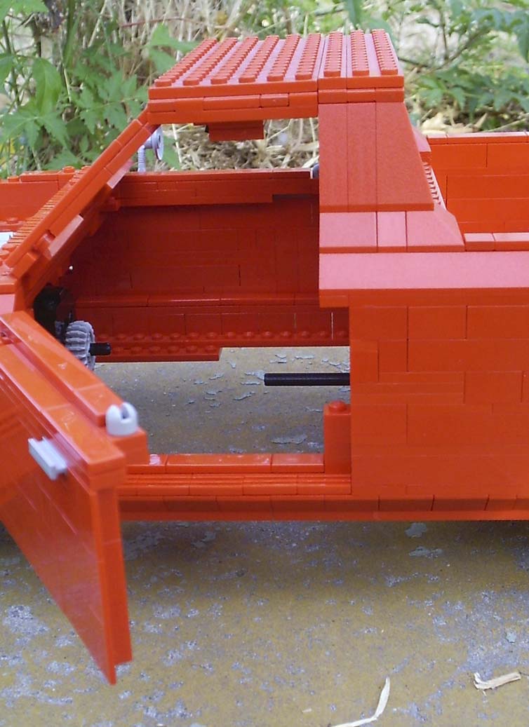 ute_door_open2.jpg